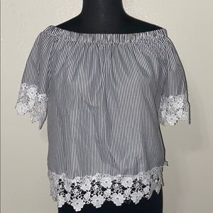 Roommates off the shoulder top